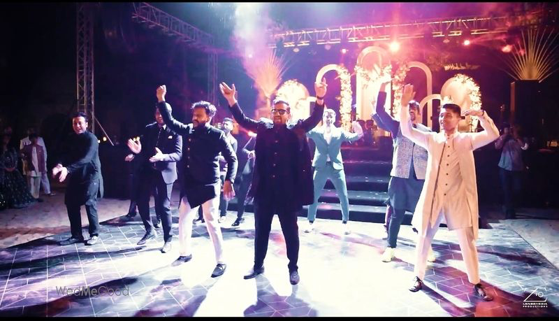 Wedding stage group performance